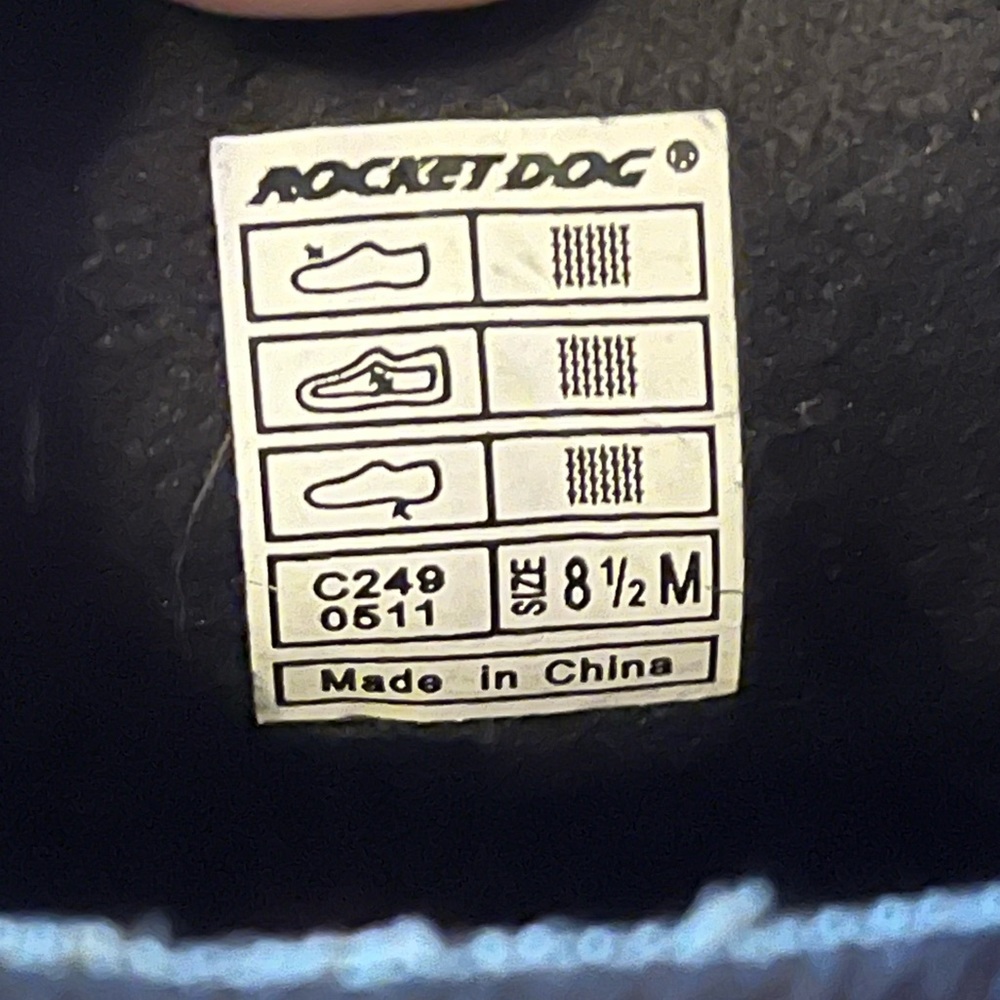 8.5 Rocket Dog shoes good condition